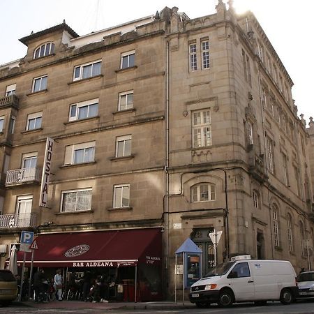 Pension Residencia Buenos Aires Vigo Exteriör bild