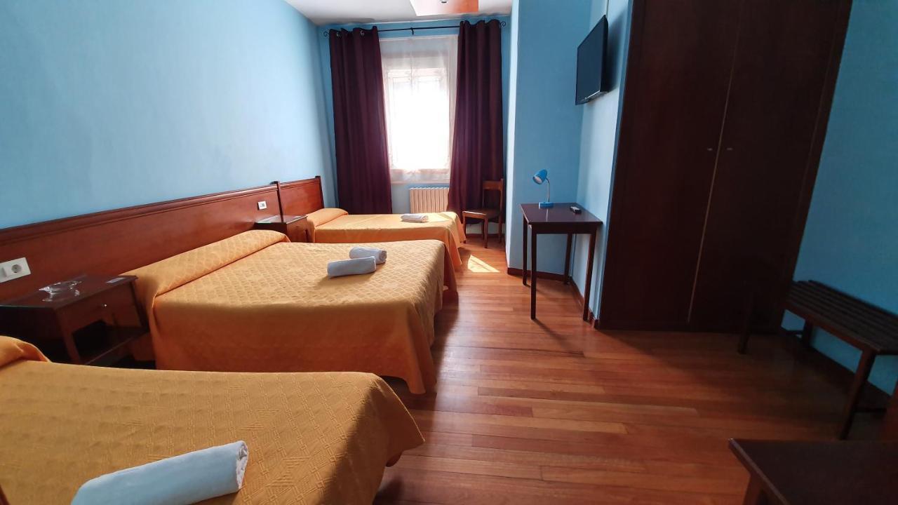 Pension Residencia Buenos Aires Vigo Exteriör bild