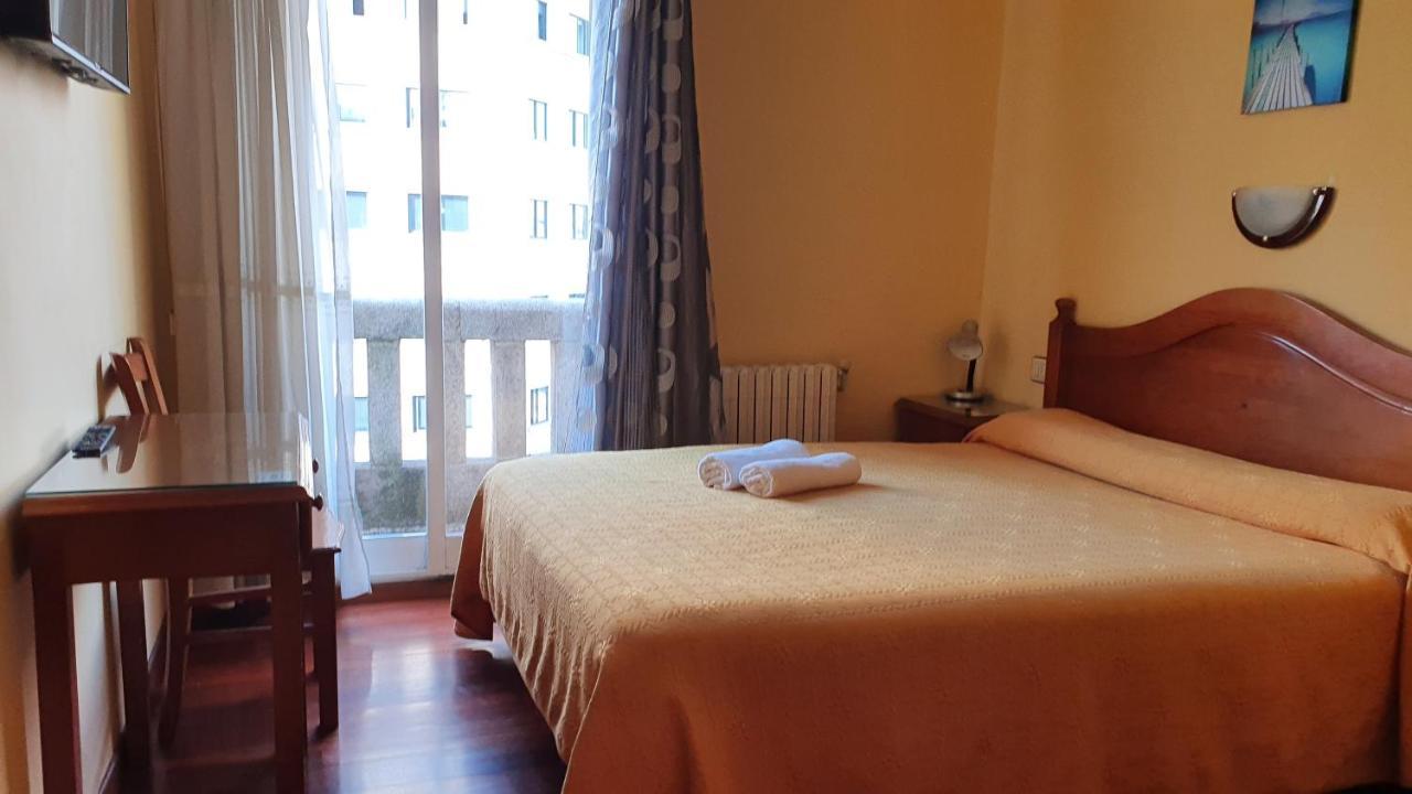 Pension Residencia Buenos Aires Vigo Exteriör bild