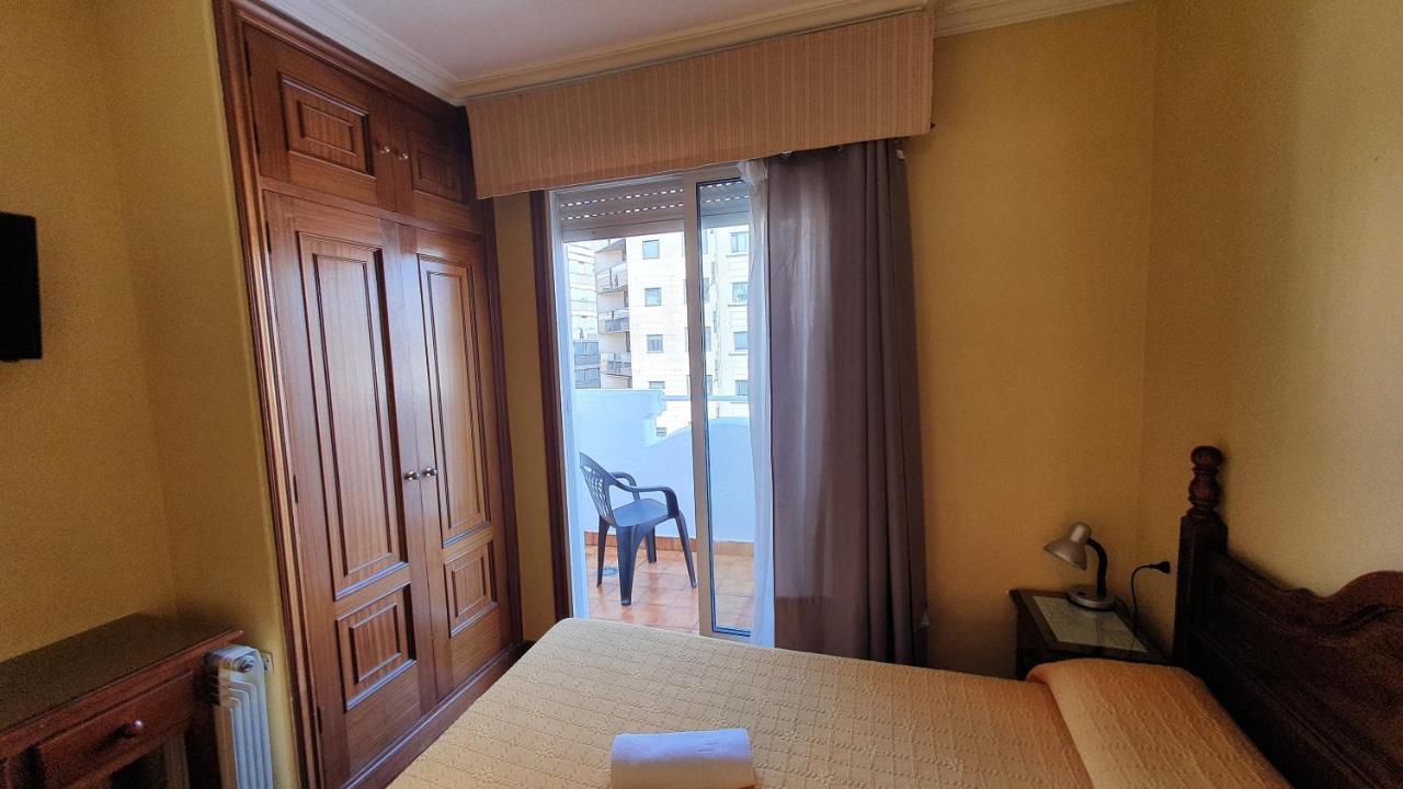 Pension Residencia Buenos Aires Vigo Exteriör bild