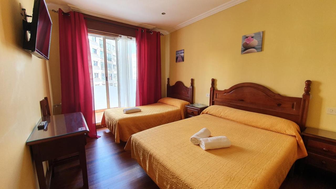 Pension Residencia Buenos Aires Vigo Exteriör bild