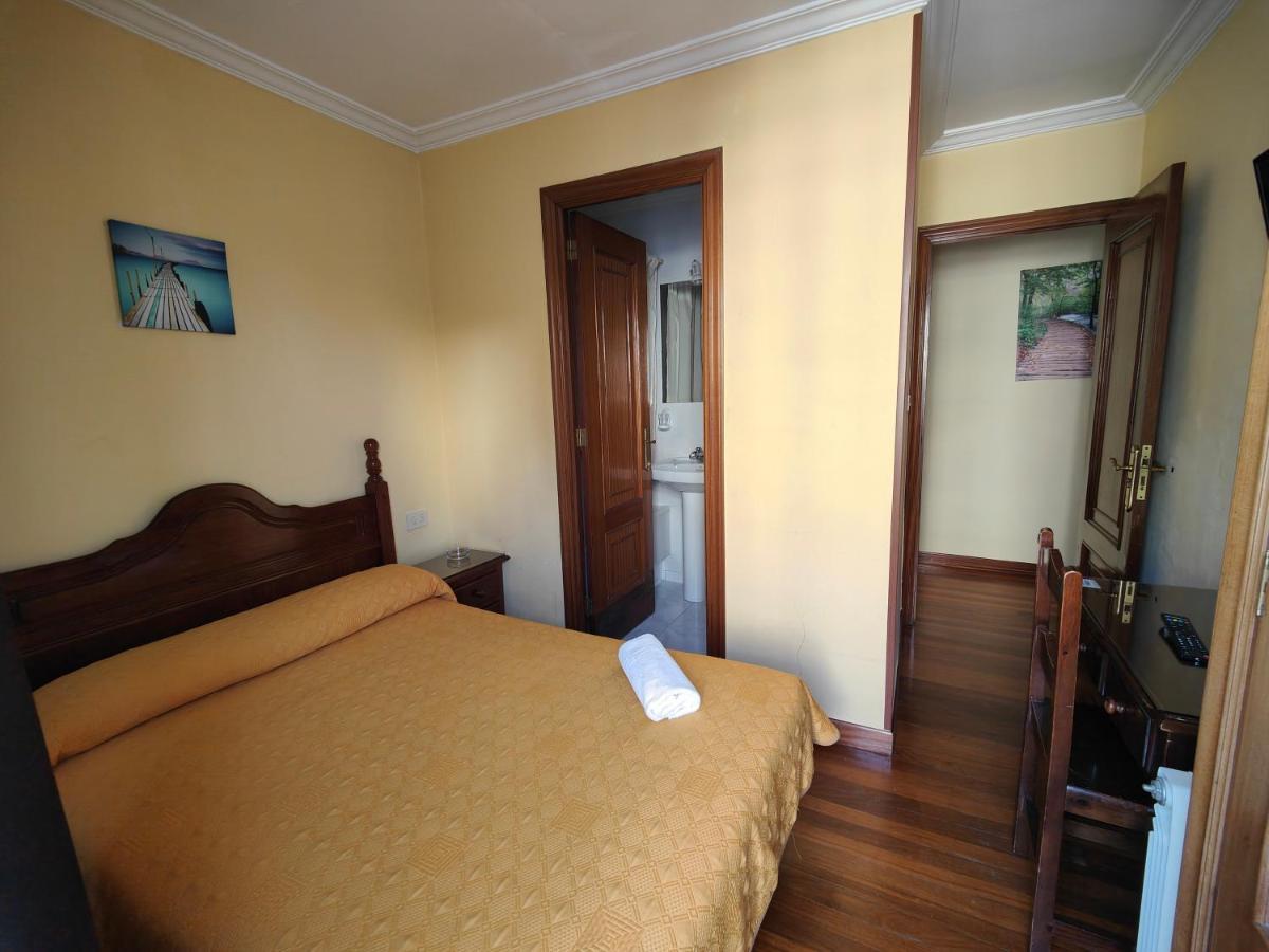 Pension Residencia Buenos Aires Vigo Exteriör bild