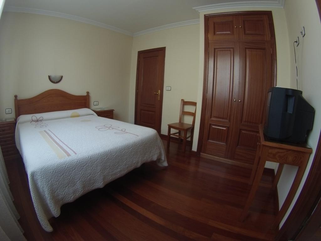Pension Residencia Buenos Aires Vigo Exteriör bild
