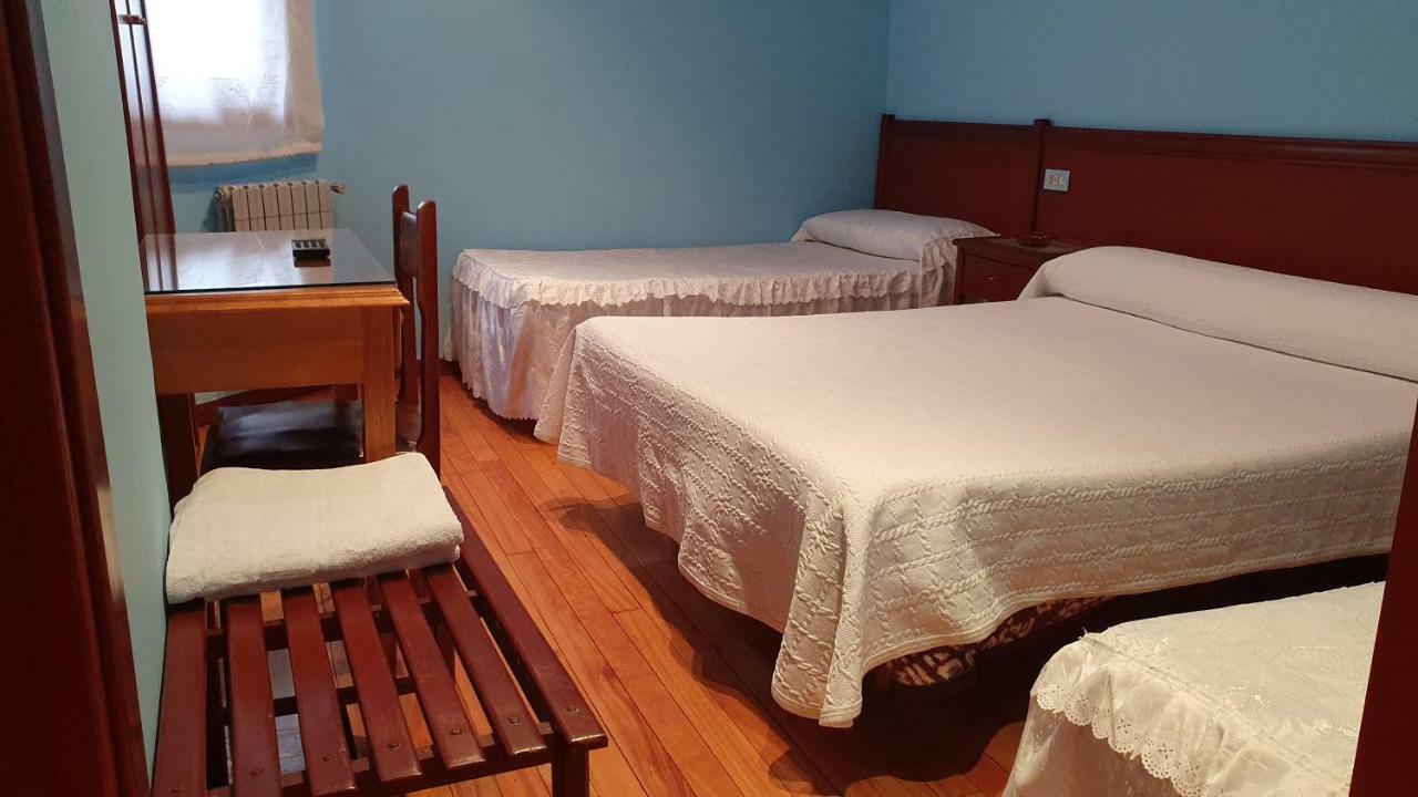 Pension Residencia Buenos Aires Vigo Exteriör bild