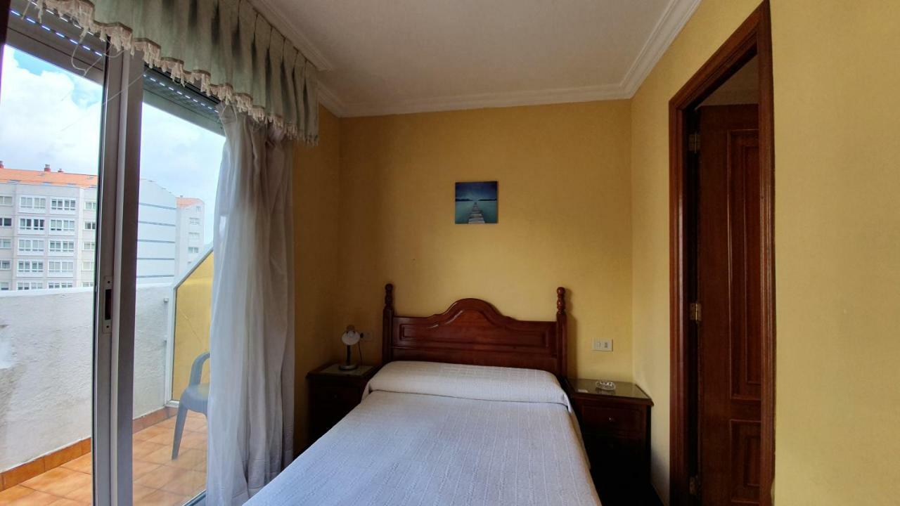 Pension Residencia Buenos Aires Vigo Exteriör bild